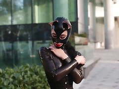 FreeKiloPorn presents: Muslima in hot latex