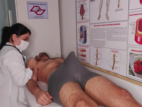 FreeKiloPorn presents: Patient's erection right in front of the nurse